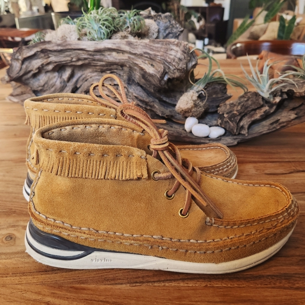 Visvim chukka in suede